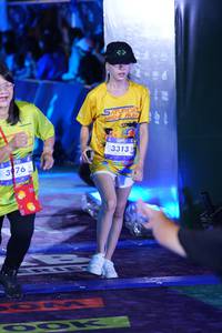 BIB: 200, 3313, 3976
                            <button type="button" onclick="openModal(26224914)" class="btn btn-primary btn-sm float-right btn-popup" data-toggle="modal" data-target=".modal-high-quality">
                        <i class="fas fa-shopping-cart"></i> Add to Cart
                    </button>
                                            <button type="button" onclick="isThisMe(26224914, true)" class="btn btn-success btn-sm float-right btn-popup btn-isme hidden" data-toggle="tooltip" data-placement="bottom" title="นี่คือรูปของคุณใช่ไหม คลิกที่นี่เพื่อเอาเข้าอัลบั้ม">
                        <i class="fas fa-plus"></i> Add to album
                    </button>
                    <button type="button" onclick="isThisMe(26224914, false)" class="btn btn-warning btn-sm float-right btn-popup btn-isnotme hidden">
                        <i class="fas fa-ban"></i> Remove from album
                    </button>